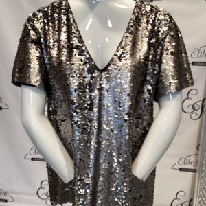 Vanessa Virginia Sz M Silver Metallic Sequin Top